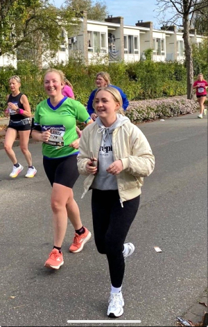 Jolanda's dochetr liep een stukje mee