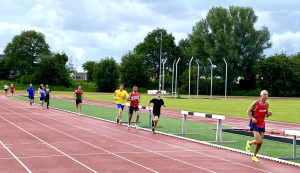 Johan Smet op kop in de 1e heat