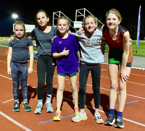 Jody, Tess, Evi, Sophie en Tessa