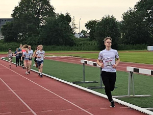 Hugo heeft na 100 meter al veel voorsprong