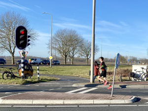 Stefan loopt door rood!