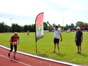 Willemien de nummer 1 op de estafettemarathon voor de 1e 195 meter