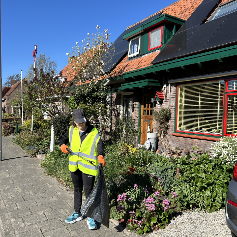 Fiona fleurt de straat op